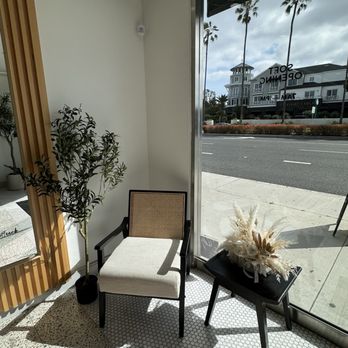 Humanity Coffee - Coffee & Tea Near Me - Newport Beach, California