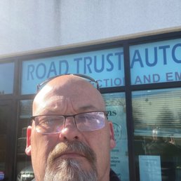 Exterior photo of Road Trust Automotive - Sterling, Virginia Exterior photo of Road Trust Automotive - Sterling, Virginia