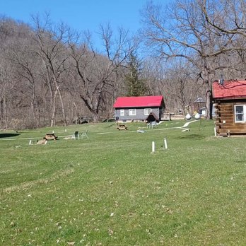 Crooked Creek Cabins - Vacation Rentals Near Me - Boscobel, Wisconsin Crooked Creek Cabins - Vacation Rentals Near Me - Boscobel, Wisconsin