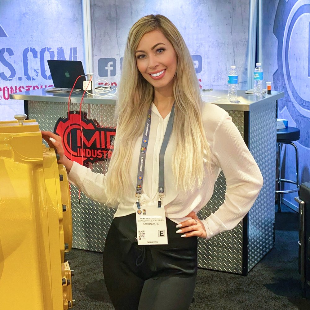 LIVE TALENT Updated August 2024 Request Information 45 Photos 315 S Olive St, Anaheim