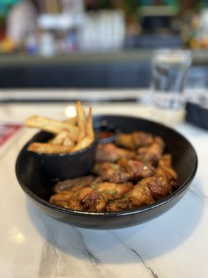 4Play Kitchen & Cocktails by null