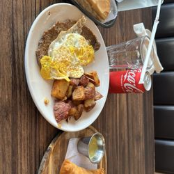 El Tropico Cuban Kitchen