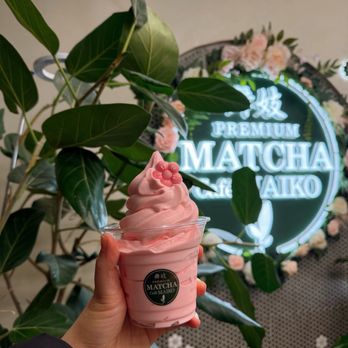 Matcha Cafe Maiko - Sakura Soft Serve - Coffee & Tea Near Me - New York, New York