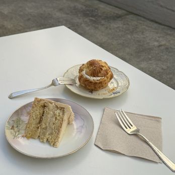 Sesame Tiny Bakery - peanut cream puff, chiffon cake - Bakeries Near Me - Berkeley, California Sesame Tiny Bakery - peanut cream puff, chiffon cake - Bakeries Near Me - Berkeley, California