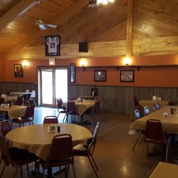 Steel Moose Bar & Grill - Dining Room