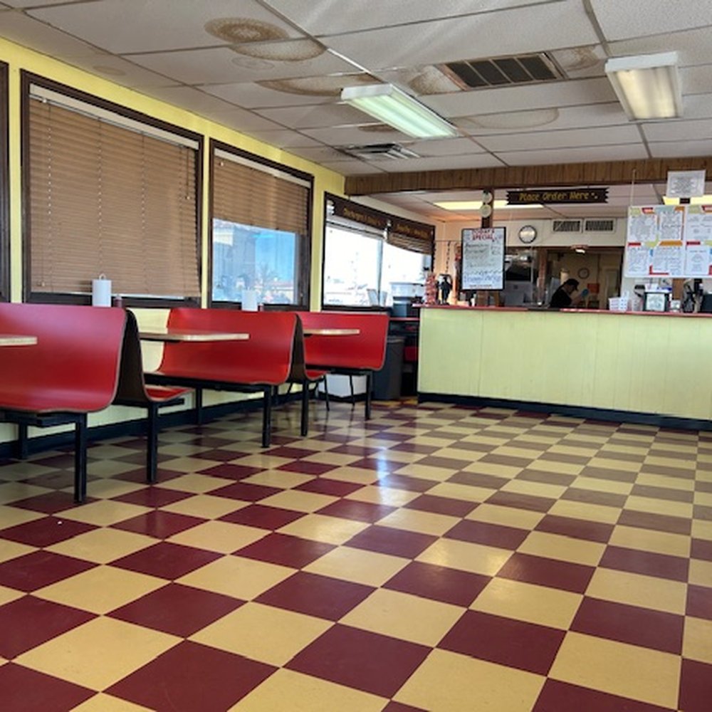 Son's Charburgers - the interior of a restaurant - New American Near Me - Wagoner, Oklahoma Son's Charburgers - the interior of a restaurant - New American Near Me - Wagoner, Oklahoma