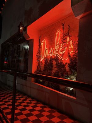 Drake's Hollywood by null