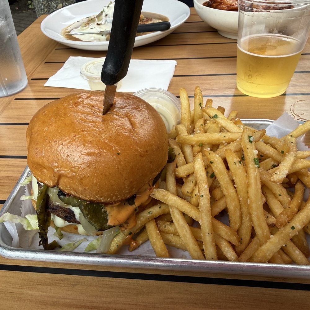 Cold Spring Depot Restaurant - Poblano burger - American Near Me - Cold Spring, New York
