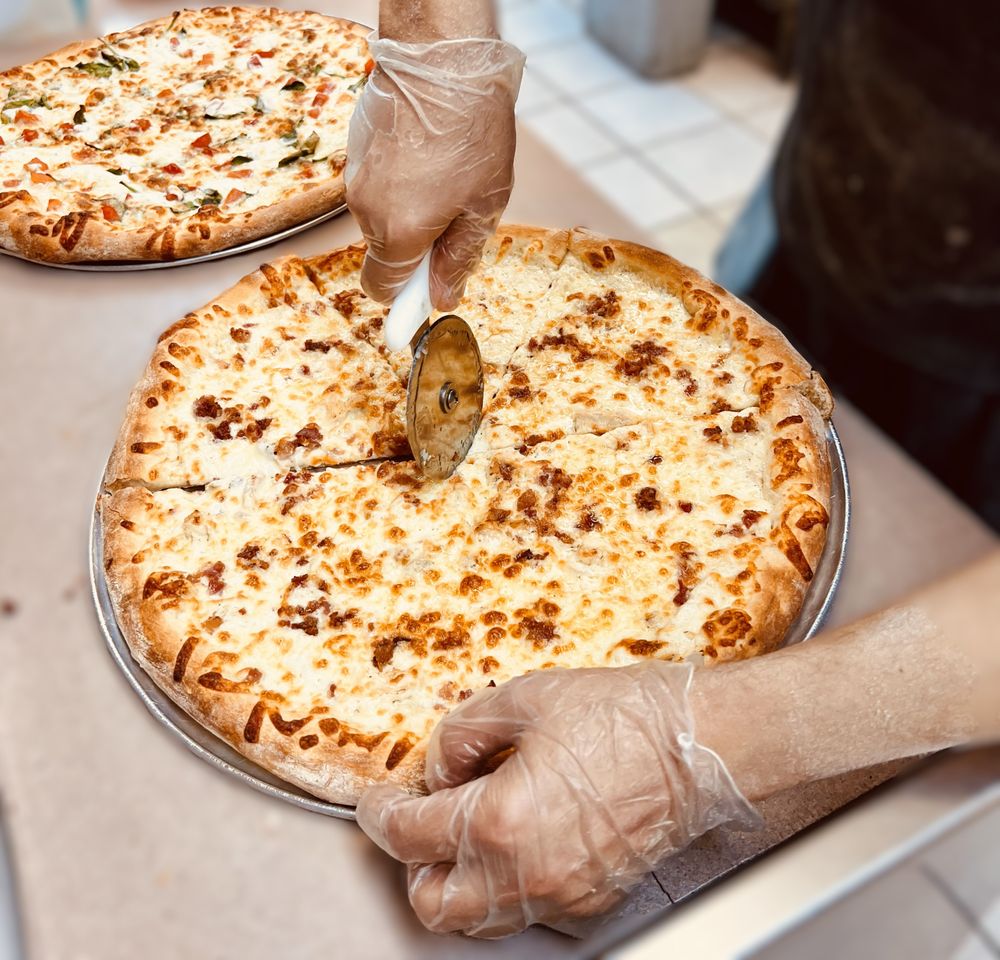 NY East Lake Pizza Logo