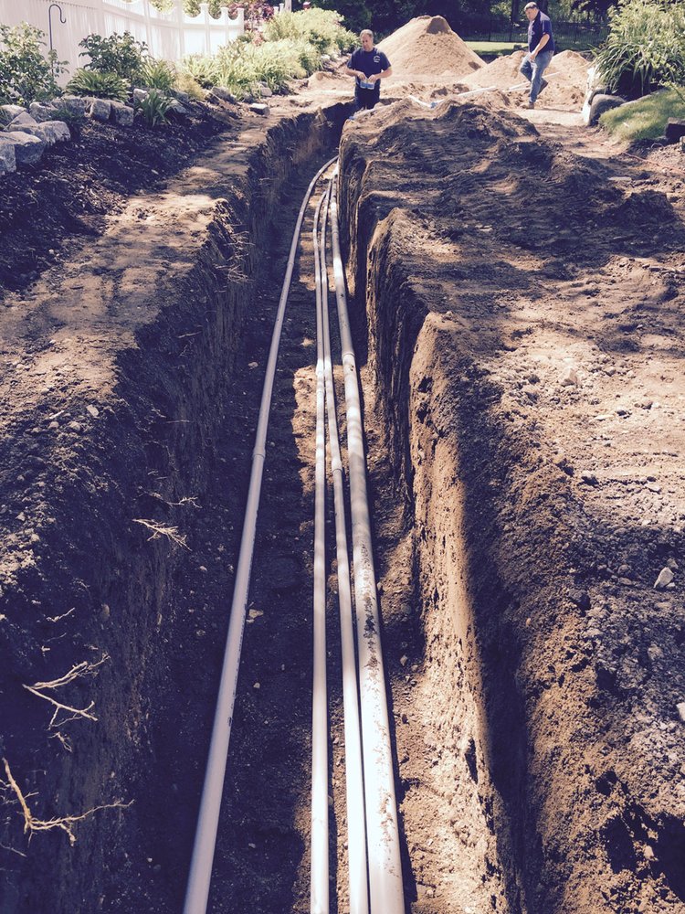 Slide of EmRay Excavating