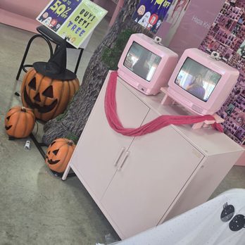 Hapa Kristin - Cosmetics & Beauty Supply Near Me - Miami, Florida Hapa Kristin - Cosmetics & Beauty Supply Near Me - Miami, Florida