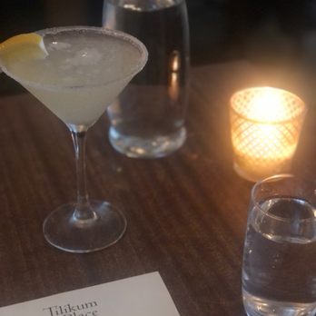 Tilikum Place Cafe - Lemon drop martini - New American Near Me - Seattle, Washington