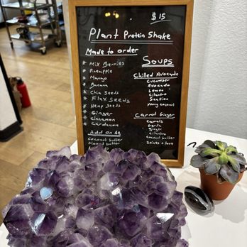 Conscious Kitchen ATX - Menu items are all made in house by the nicest mother and daughter in the city - Live/Raw Food Near Me - Austin, Texas