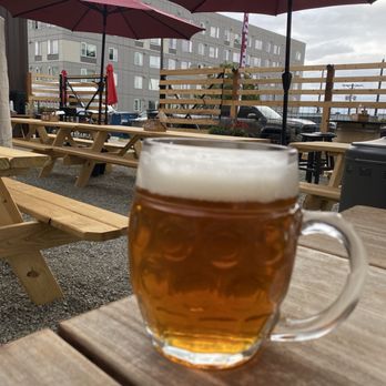 Redd Dog Brewing - Festbier - Brewpubs Near Me - Tacoma, Washington