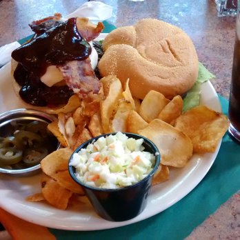 The Log Den - Bandito Burger - American Near Me - Egg Harbor, Wisconsin