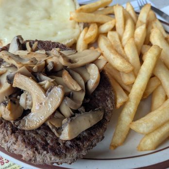 Salem Oak Diner - Sandwiches Near Me - Salem, New Jersey