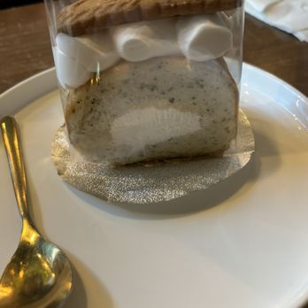 Escape 360 - Earl gray cake - Cafes Near Me - McKinney, Texas