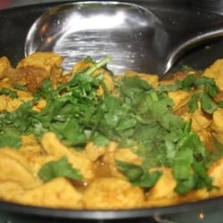 Momo Cooking - Traditional chicken curry