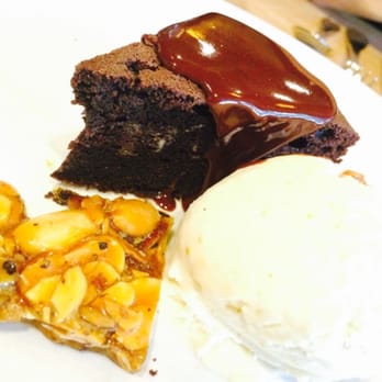 Lola - SRW: chocolate cake - Greek Near Me - Seattle, Washington Lola - SRW: chocolate cake - Greek Near Me - Seattle, Washington