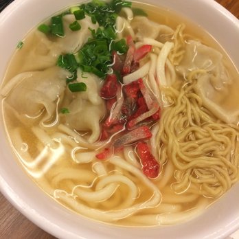 Palace Saimin - Combination - has both saimin & udon noodles - Japanese Near Me - Honolulu, Hawaii