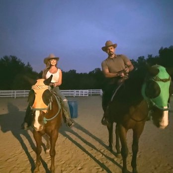 Vin Hesten Trail Rides - Had a great ride with Cole, he definitely went above and beyond with our horseback riding experience. We will be coming back. - Horseback Riding Near Me - Temecula, California Vin Hesten Trail Rides - Had a great ride with Cole, he definitely went above and beyond with our horseback riding experience. We will be coming back. - Horseback Riding Near Me - Temecula, California