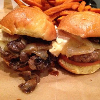 Big Buns - Sliders with tomatoes, Brie (extra $1), and mushrooms. - Burgers Near Me - Arlington, Virginia Big Buns - Sliders with tomatoes, Brie (extra $1), and mushrooms. - Burgers Near Me - Arlington, Virginia