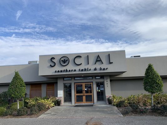 Social Southern Table & Bar by null