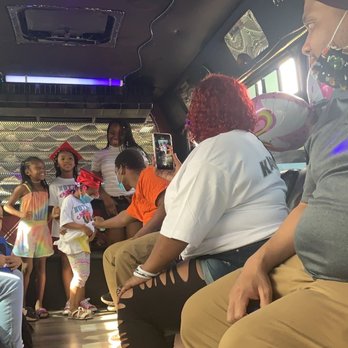 Tagalong Ent - Party Bus Rentals Near Me - Wentzville, Missouri Tagalong Ent - Party Bus Rentals Near Me - Wentzville, Missouri