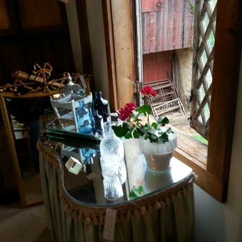 Chelsea Forge Antiques & Design - Vintage dressing table with decorative items. - Antiques Near Me - Phillipsburg, New Jersey Chelsea Forge Antiques & Design - Vintage dressing table with decorative items. - Antiques Near Me - Phillipsburg, New Jersey