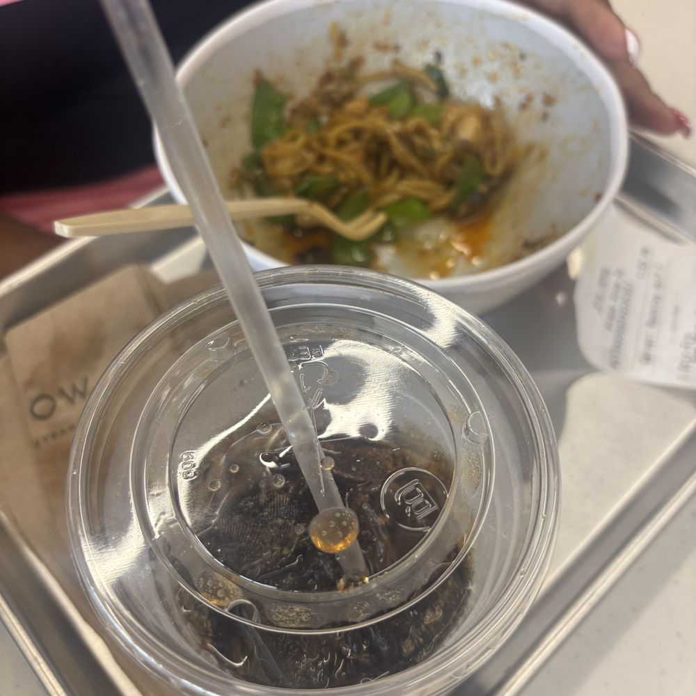 honeygrow - Butter chicken stir fry - Salad Near Me - Jenkintown, Pennsylvania honeygrow - Butter chicken stir fry - Salad Near Me - Jenkintown, Pennsylvania