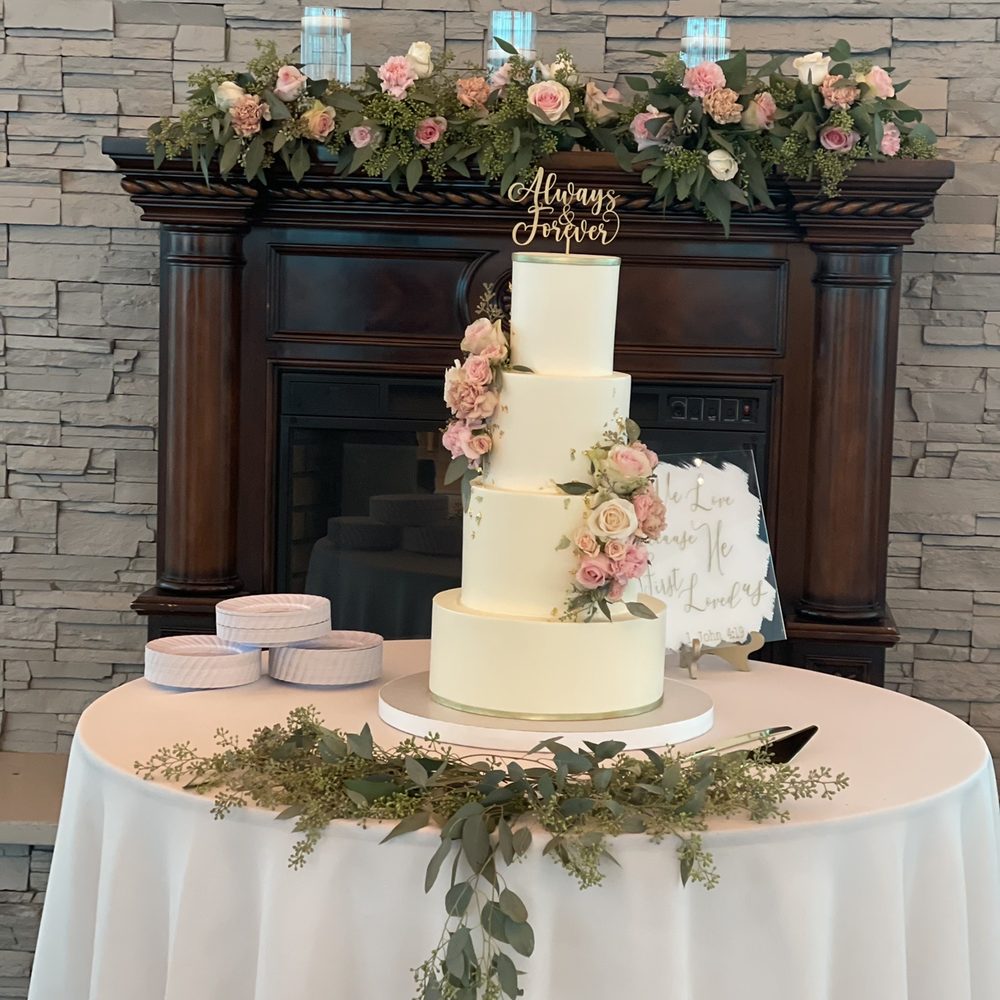 Fleur de Lisa Cakes - So beautiful and elegant!!! - Bakeries Near Me Fleur de Lisa Cakes - So beautiful and elegant!!! - Bakeries Near Me