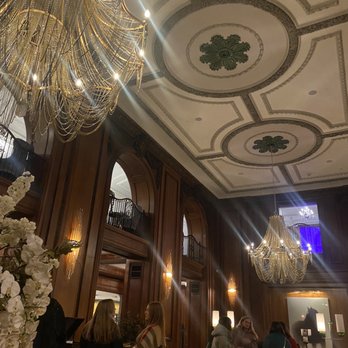 The Read House - Lobby - Hotels Near Me - Chattanooga, Tennessee