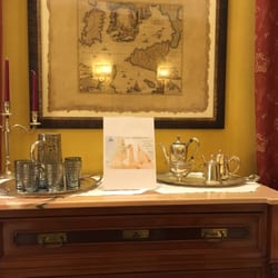 Domus Mariae - Dining room