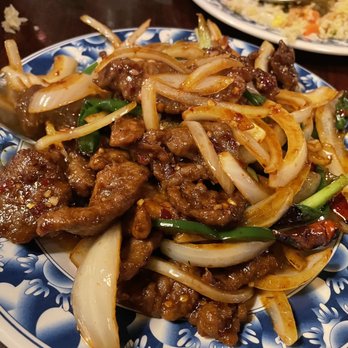 Red Lotus - Mongolian Beef - Chinese Near Me - West Yellowstone, Montana