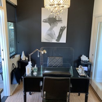 Nail’s By Bobbi - Bobbi's private spa room - Nail Technicians Near Me Nail’s By Bobbi - Bobbi's private spa room - Nail Technicians Near Me