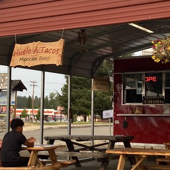 Huele a Tacos - These local kids know where to go!! This place is fast, excellent and very good!! - Food Trucks Near Me - Sutherlin, Oregon Huele a Tacos - These local kids know where to go!! This place is fast, excellent and very good!! - Food Trucks Near Me - Sutherlin, Oregon