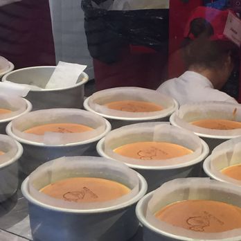 Uncle Tetsu's Japanese Cheesecake - Pacific Mall - Bakeries Near Me - Markham, Ontario