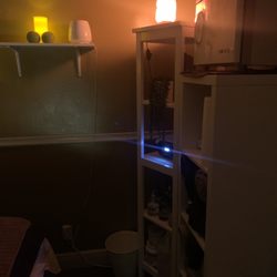 Vita Hands - Areas with the hot towels, hot stones and oils.