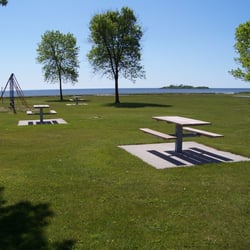 Mich-E-Ke-Wis Park