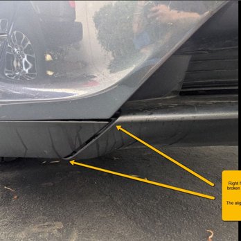 California Roadside Service - Right undercarriage trim all misaligning - Roadside Assistance Near Me - Anaheim, California