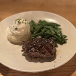 Applebee's Grill + Bar