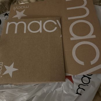 Macy's - Was given a small box (never received the small bag I ask for). - Department Stores Near Me - Austin, Texas