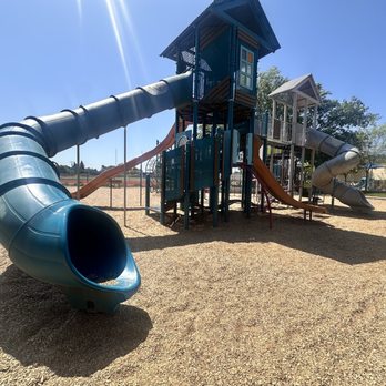 Playground Fantastico - Older kids area - Playgrounds Near Me - Napa, California Playground Fantastico - Older kids area - Playgrounds Near Me - Napa, California