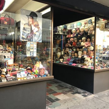 Amore Gifts - Accessories Near Me - Brooklyn, New York
