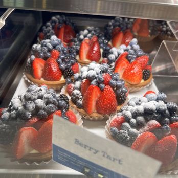 Paris Baguette - Coffee & Tea Near Me - San Gabriel, California Paris Baguette - Coffee & Tea Near Me - San Gabriel, California