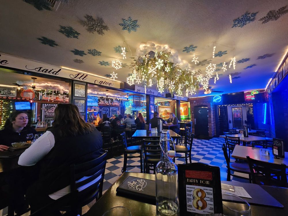 Lake City Pub
