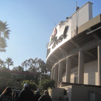 Rose Bowl Stadium - Stadiums & Arenas Near Me - Pasadena, California Rose Bowl Stadium - Stadiums & Arenas Near Me - Pasadena, California