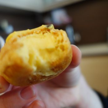 Popelini - Passionfruit chou - Desserts Near Me - Paris, 75