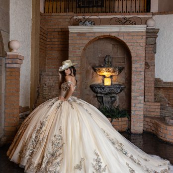 Sueño Bridal - Quinceanera dress with a small train. Quince dresses in Bellingham, WA. - Women's Clothing Near Me - Bellingham, Washington Sueño Bridal - Quinceanera dress with a small train. Quince dresses in Bellingham, WA. - Women's Clothing Near Me - Bellingham, Washington