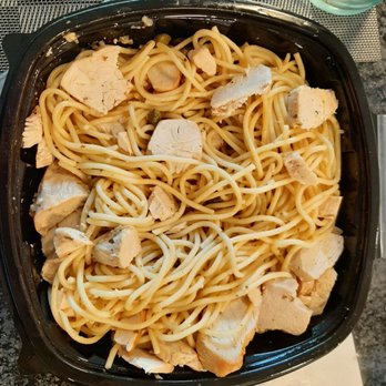 Capones Pizzeria and Bar